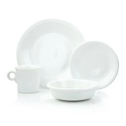 Fiesta® 16-Piece Classic Dinnerware Set | White