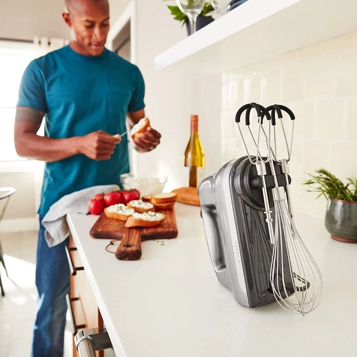 KitchenAid 6-Speed Hand Mixer With Flex Edge Beaters | Contour Silver - Image 6