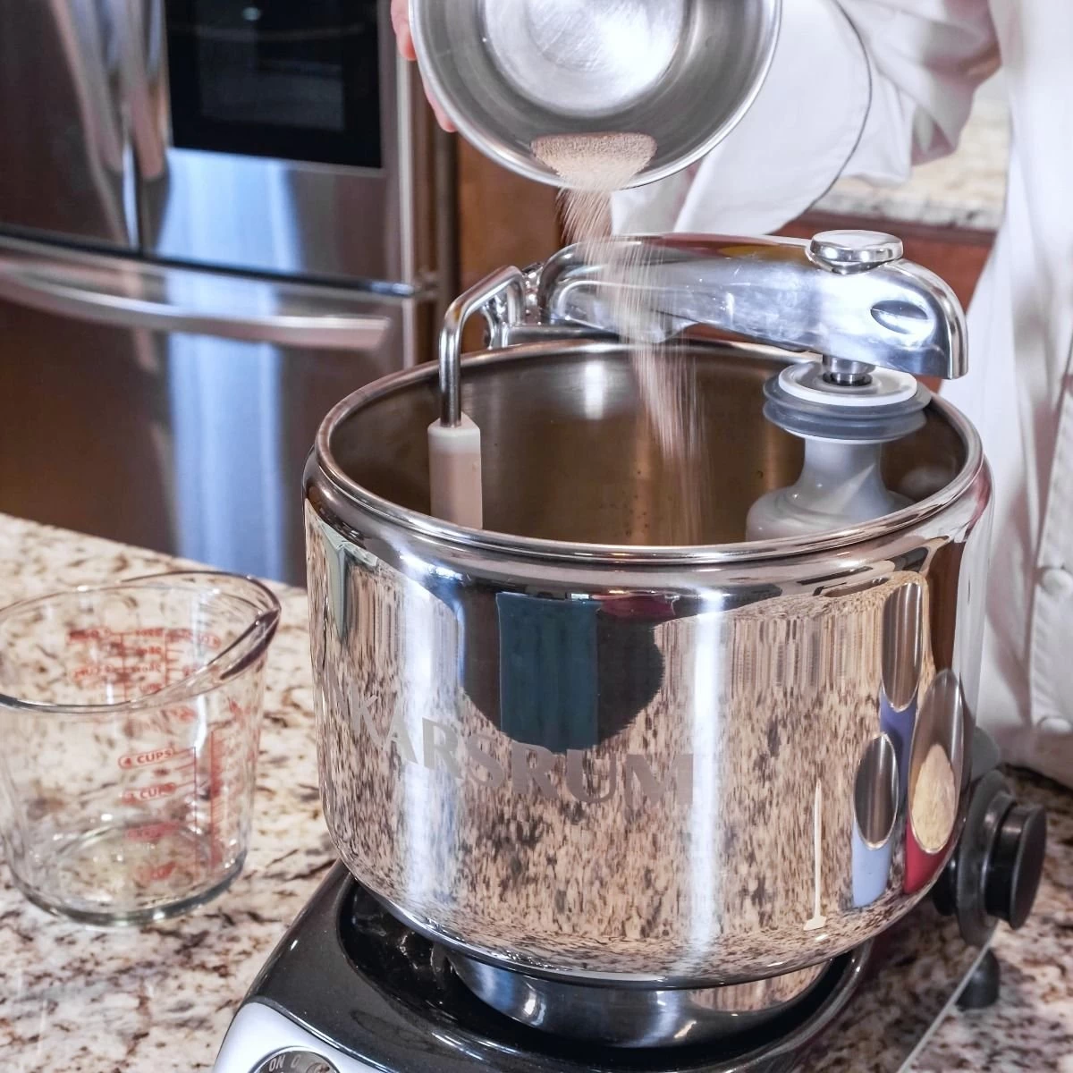 Ankarsrum Original 6230 Model Stand Mixer | Black Diamond - Image 9