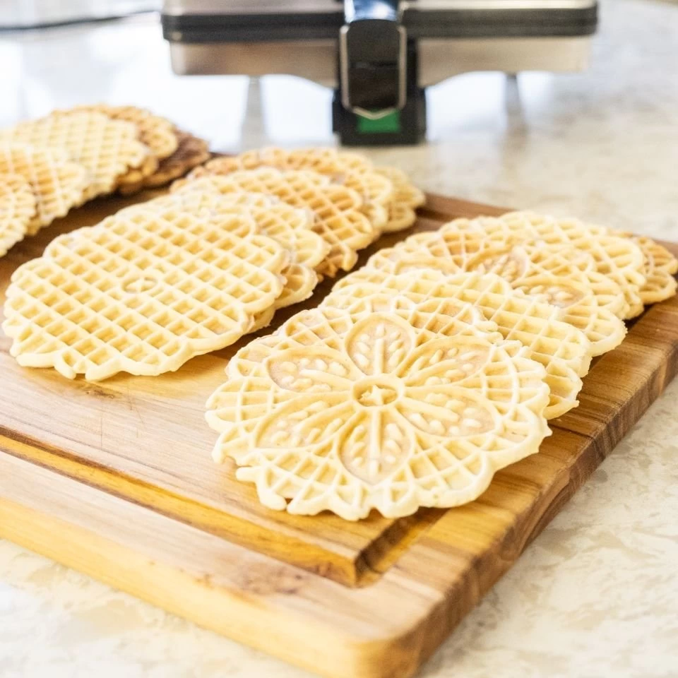 CucinaPro Pizzelle Baker 5" Diameter Pizzelle Nonstick - Image 4