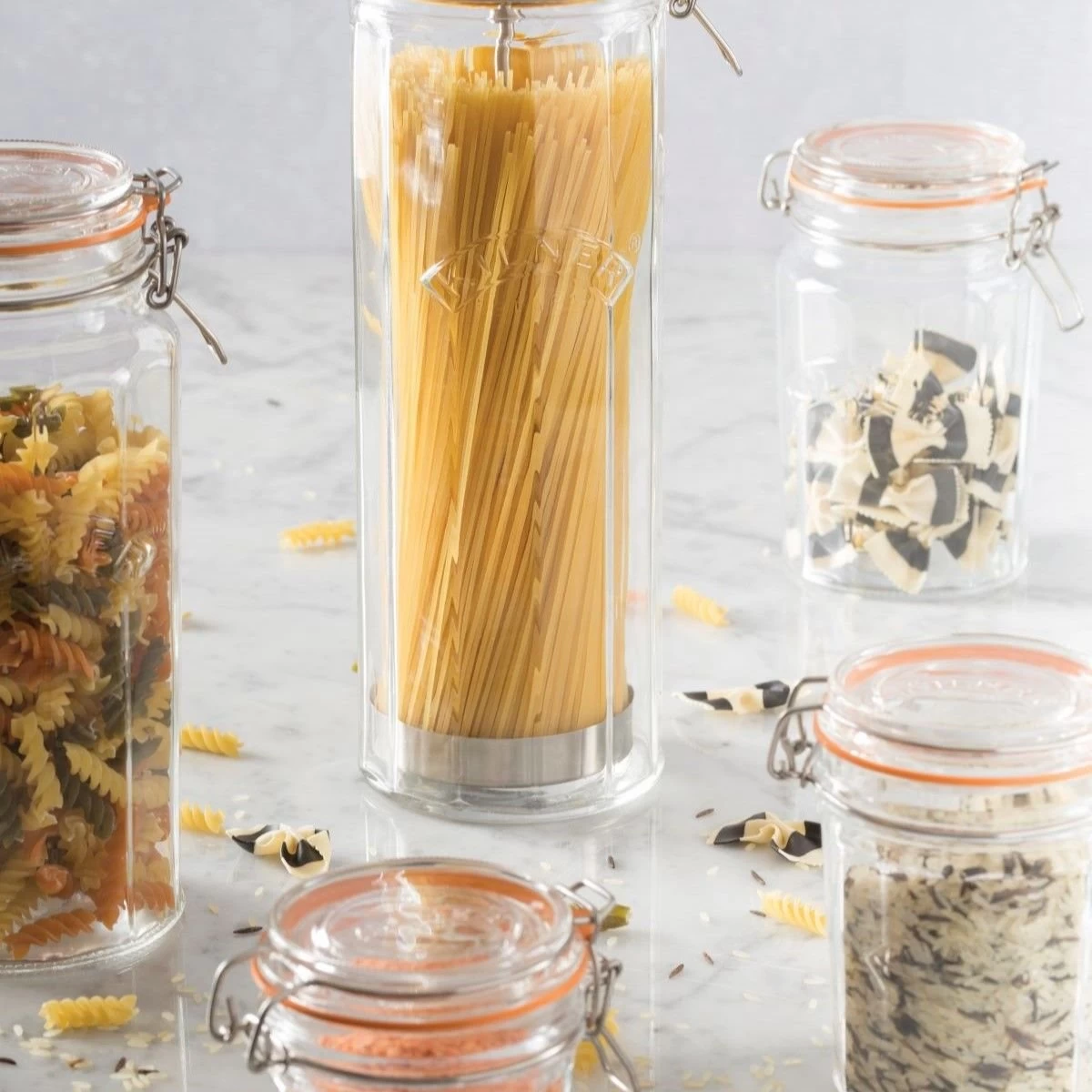 Kilner Facetted Clip Top Pasta Jar | 74oz - Image 4
