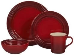Le Creuset 16-Piece Dinnerware Set | Cerise/Cherry Red