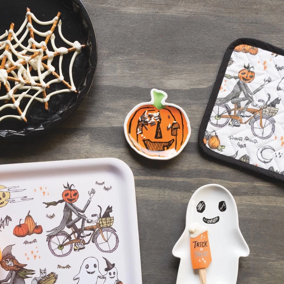 Danica Jubilee Spooktacular Treats & Cocoa Set For 4 - Image 11