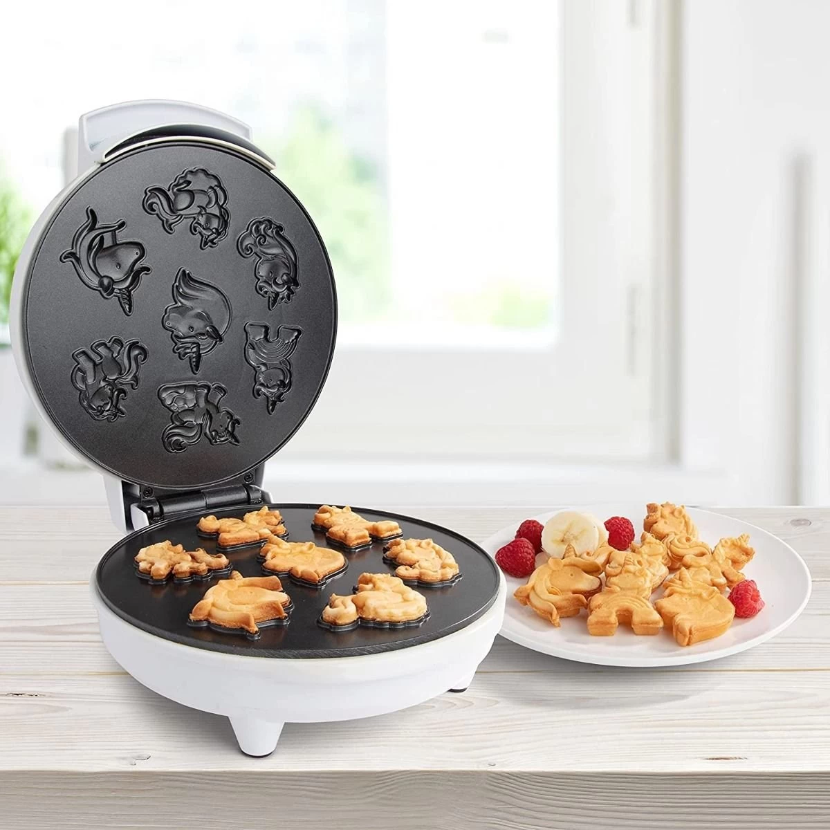 CucinaPro Unicorn Party Waffle Maker - Image 6