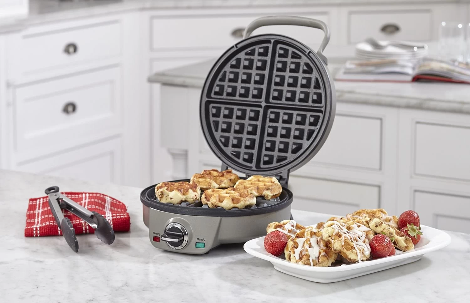 Cuisinart 4-Slice Square Belgian Waffle Maker | Round - Image 2